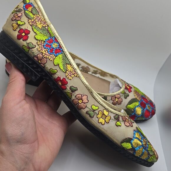 Frankie and Baby Beverly Feldman | Embroidered Flats - Picture 3 of 7